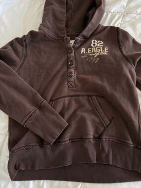 Vintage American Eagle Outfitters Brown 1/4 Button Henley Hoodie XL